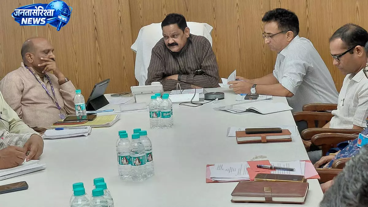 Maharashtra : सरकार ने पारधी समुदाय के विकास के लिए योजना की घोषणा Maharashtra : सरकार ने पारधी समुदाय के विकास के लिए योजना की घोषणा