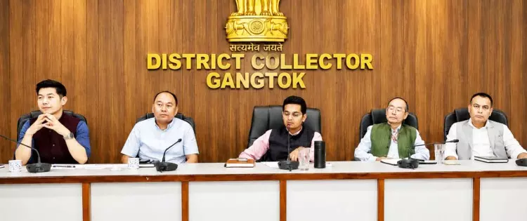 SIR 2026 की तैयारियों पर फोकस, डीईओ गंगटोक ने अधिकारियों के साथ की समीक्षा बैठक SIR 2026 की तैयारियों पर फोकस, डीईओ गंगटोक ने अधिकारियों के साथ की समीक्षा बैठक