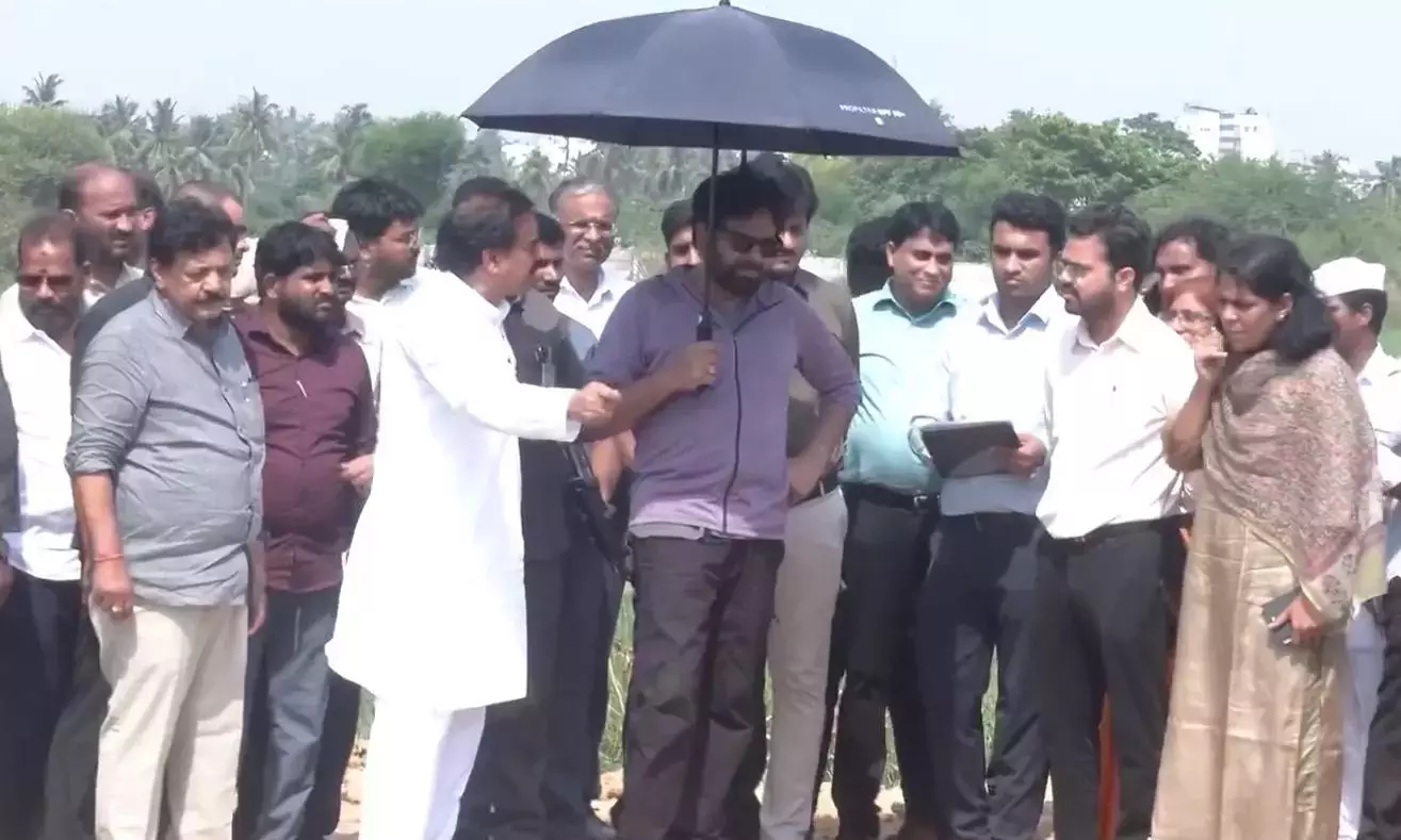 Andhra: विधायकों ने नदी में अपशिष्ट प्रवाहित करने के लिए समर्पित चैनल की मांग की Andhra: विधायकों ने नदी में अपशिष्ट प्रवाहित करने के लिए समर्पित चैनल की मांग की