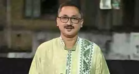 बंगाल पुलिस ने भ्रष्टाचार के आरोप में एक और तृणमूल पार्षद को किया गिरफ्तार बंगाल पुलिस ने भ्रष्टाचार के आरोप में एक और तृणमूल पार्षद को किया गिरफ्तार