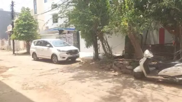 कृषि अधिकारी भी ED की रडार में, राजनांदगांव में छापेमारी जारी कृषि अधिकारी भी ED की रडार में, राजनांदगांव में छापेमारी जारी