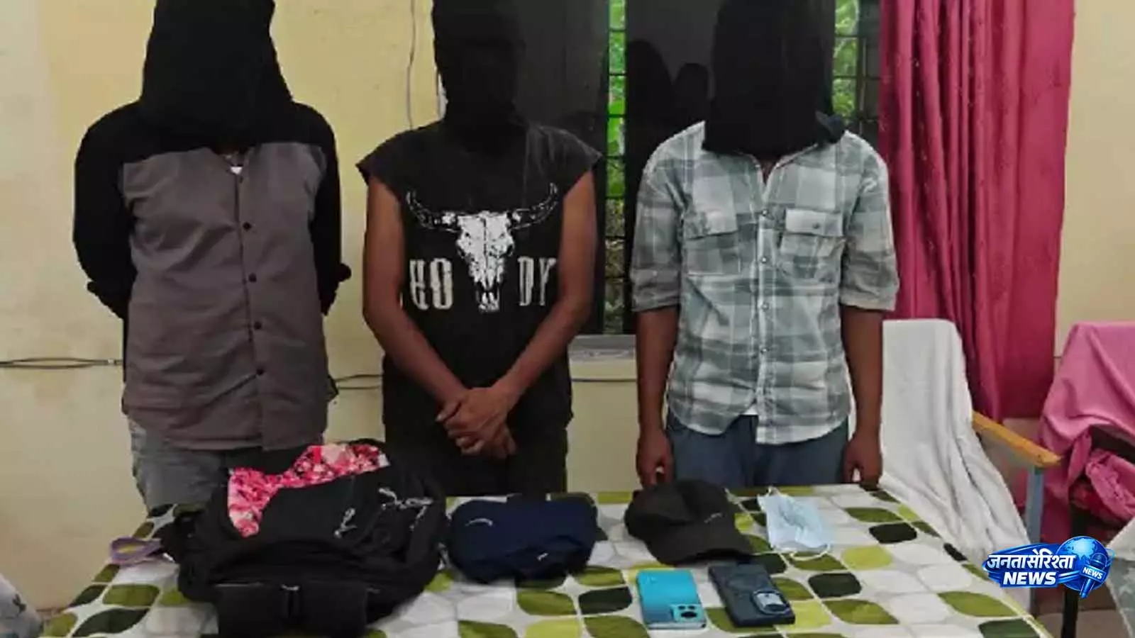 ढेंकनाल पुलिस ने पश्चिम बंगाल के मेदिनापुर से तीन लुटेरों को किया गिरफ्तार ढेंकनाल पुलिस ने पश्चिम बंगाल के मेदिनापुर से तीन लुटेरों को किया गिरफ्तार