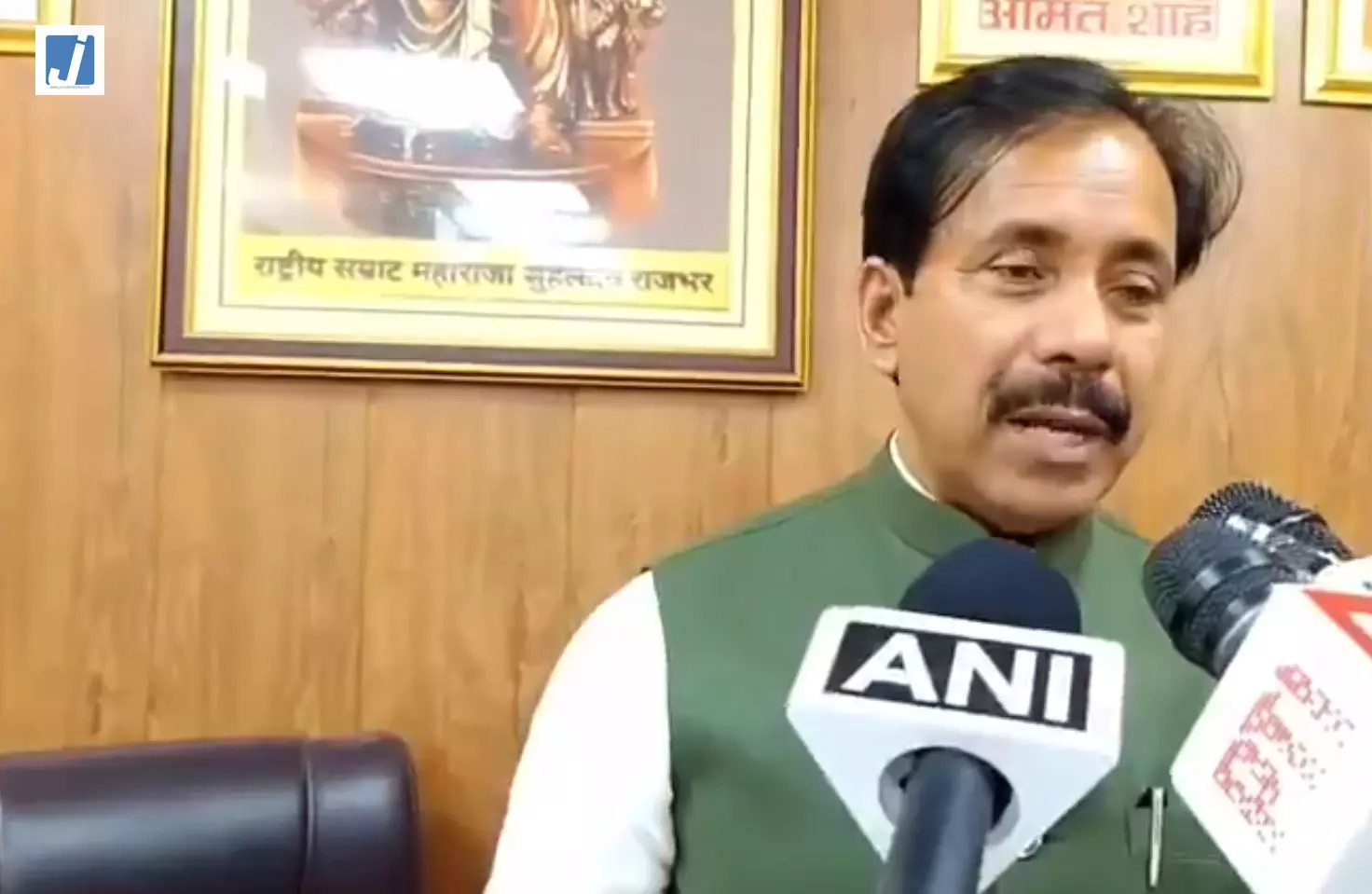 लखनऊ में सुरक्षा व्यवस्था पर मंत्री अनिल राजभर का बयान लखनऊ में सुरक्षा व्यवस्था पर मंत्री अनिल राजभर का बयान