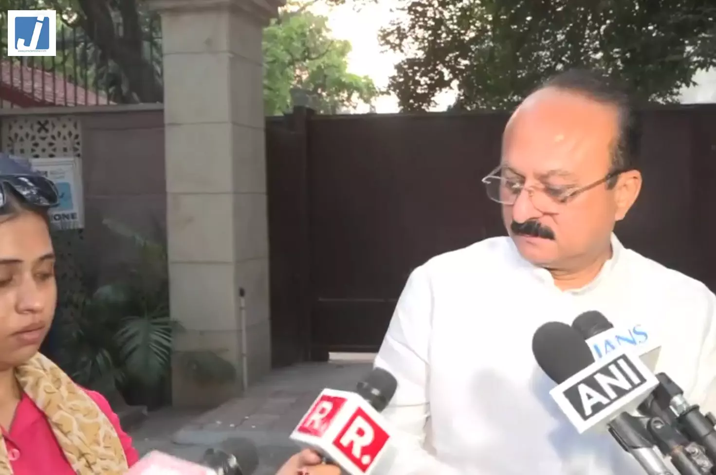 मालवीय नगर अग्निकांड: बिना NOC वाली इमारतें होंगी सील, दोषियों पर होगी कार्रवाई मालवीय नगर अग्निकांड: बिना NOC वाली इमारतें होंगी सील, दोषियों पर होगी कार्रवाई