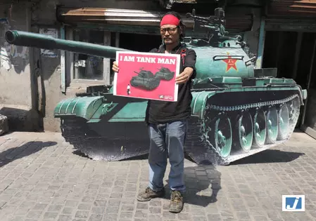 तियानआनमेन नरसंहार : जब छात्रों के सामने चीन ने खड़े कर दिए टैंक, हथियारों के बल पर दबाई विरोध की आवाज तियानआनमेन नरसंहार : जब छात्रों के सामने चीन ने खड़े कर दिए टैंक, हथियारों के बल पर दबाई विरोध की आवाज