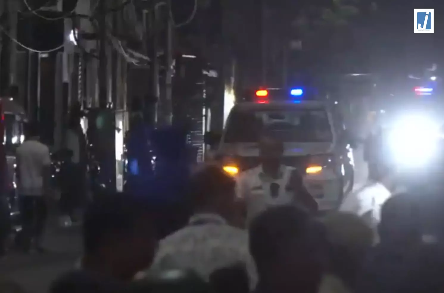 भाजपा कार्यालय का उद्घाटन करने पहुंचे मुख्यमंत्री शुभेंदु अधिकारी भाजपा कार्यालय का उद्घाटन करने पहुंचे मुख्यमंत्री शुभेंदु अधिकारी