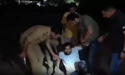 मार्निंग वॉक करने वालों से स्नेचिंग करने वाले तीन बदमाश गिरफ्तार, मुठभेड़ में 2 घायल