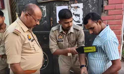 प्रयागराज में टीजीटी परीक्षा का दूसरा दिन, परीक्षा केंद्र पर सुरक्षा के कड़े इंतजाम प्रयागराज में टीजीटी परीक्षा का दूसरा दिन, परीक्षा केंद्र पर सुरक्षा के कड़े इंतजाम