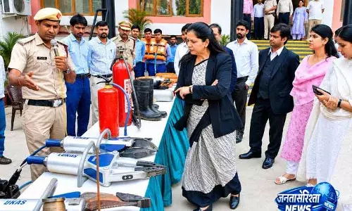 Panipat में कोर्ट परिसर में मेगा फायर सेफ्टी अवेयरनेस कैंप लगाया गया