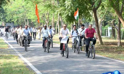 Karnal डेयरी इंस्टीट्यूट में ग्रीन मैसेज देते हुए कैंपस साइकिल रैली निकाली गई
