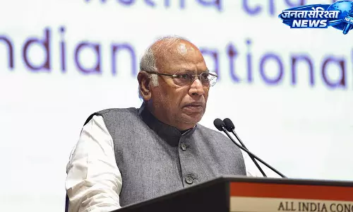 NFHS-6 डेटा से भाजपा की नाकामी, खड़गे ने महिलाओं और बच्चों के स्वास्थ्य पर उठाए सवाल