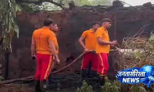 Kamakshyanagar में बिजली गिरने से छह कमरों का घर तबाह, लाखों का कीमती सामान नष्ट