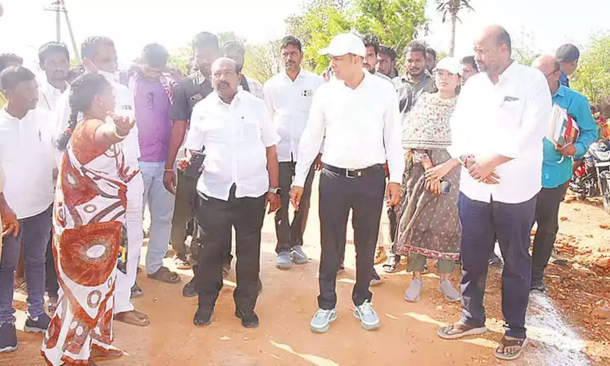 Collector ने पल्ले वीक्षण याचिकाओं को हल करने के लिए 30 दिन की समयसीमा तय की