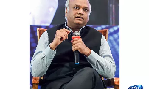 Karnataka कैबिनेट ने छात्रों के लिए मुफ्त बस पास, युवा रोजगार केंद्र और इंफ्रास्ट्रक्चर योजनाओं को दी मंजूरी