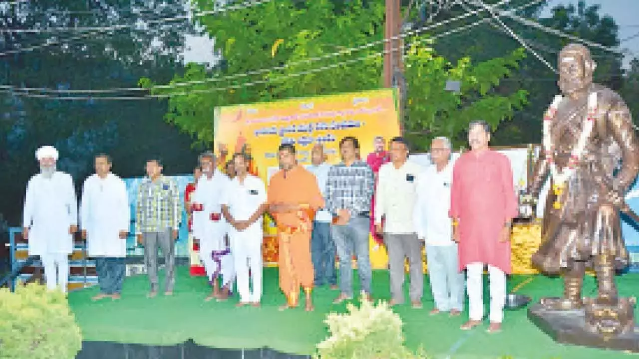 Telangana: शिविर में युवाओं को प्राचीन मार्शल आर्ट का प्रशिक्षण दिया गया