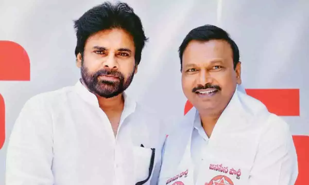 Telangana: पूर्व स्वास्थ्य निदेशक गडाला श्रीनिवास राव जन सेना में शामिल हुए