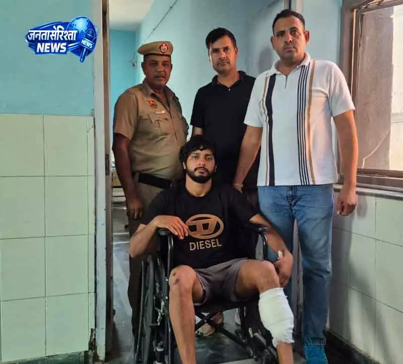 Gurugram 17 मामलों का आरोपी मुठभेड़ के बाद गिरफ्तार Gurugram 17 मामलों का आरोपी मुठभेड़ के बाद गिरफ्तार