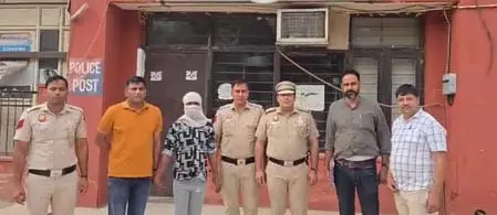 दिल्ली पुलिस ने अपहरण मामले में 8 साल से फरार अपराधी को रोहिणी इलाके से किया गिरफ्तार दिल्ली पुलिस ने अपहरण मामले में 8 साल से फरार अपराधी को रोहिणी इलाके से किया गिरफ्तार