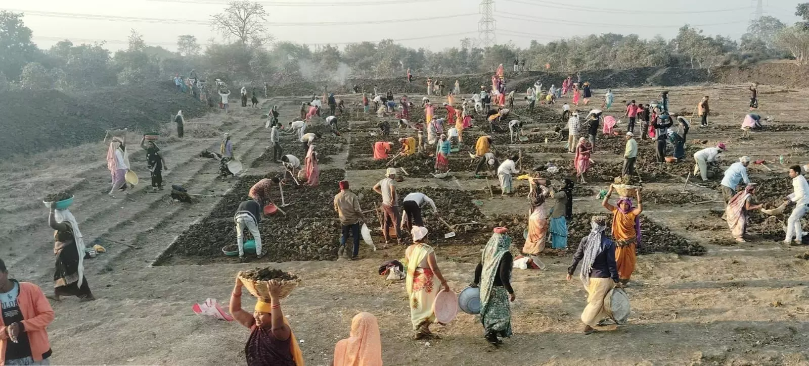 महात्मा गांधी नरेगा से जल संरक्षण का महाअभियान, रोजगार और आजीविका को मिली नई ताकत महात्मा गांधी नरेगा से जल संरक्षण का महाअभियान, रोजगार और आजीविका को मिली नई ताकत