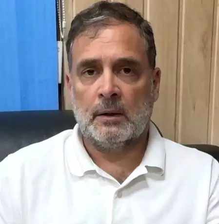 खराब मौसम के कारण राहुल गांधी का अल्मोड़ा दौरा रद्द, वीडियो शेयर कर बोले-जल्द दोबारा आऊंगा खराब मौसम के कारण राहुल गांधी का अल्मोड़ा दौरा रद्द, वीडियो शेयर कर बोले-जल्द दोबारा आऊंगा