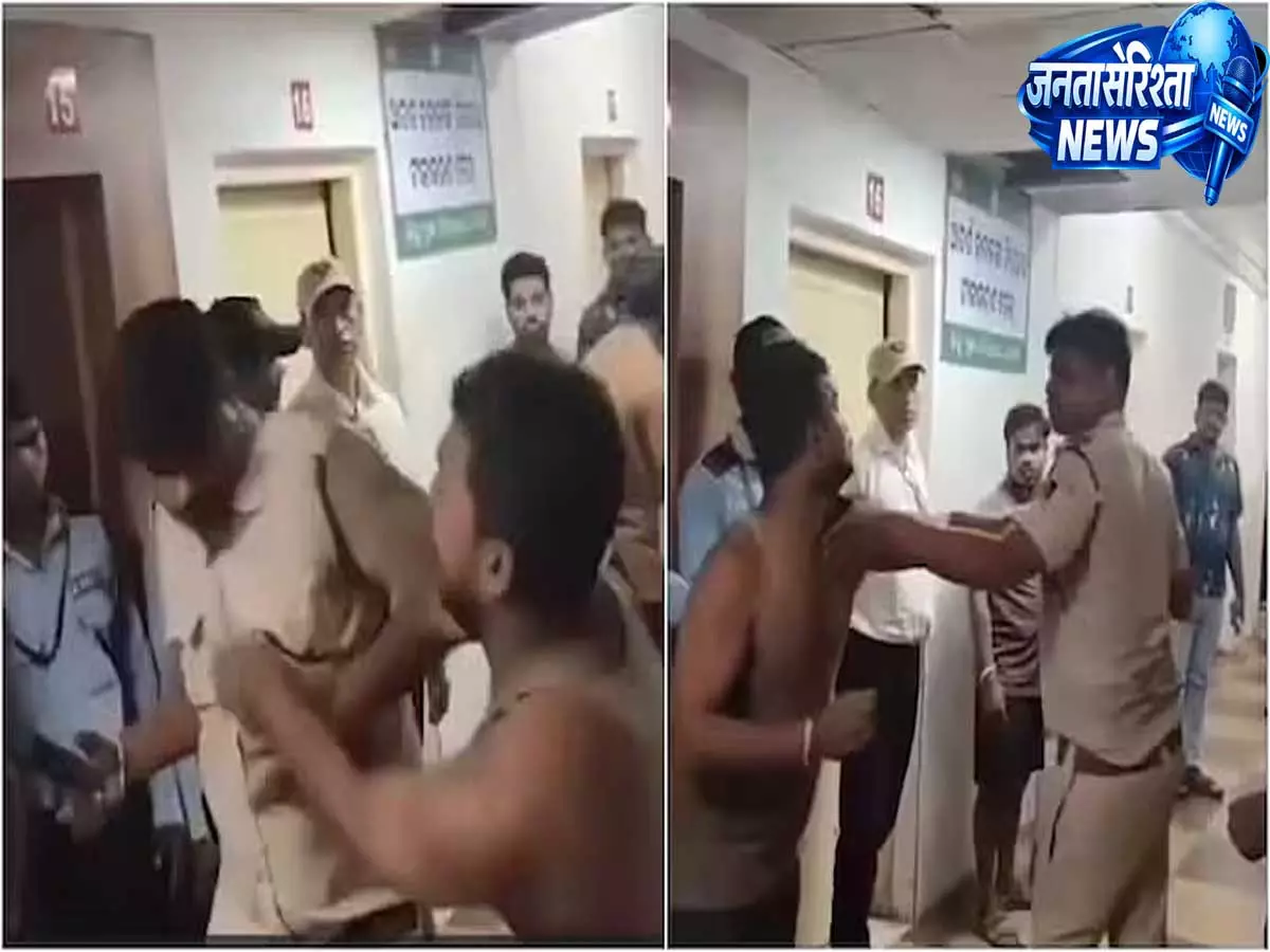ओडिशा अस्पताल में हंगामा, नशे में युवक ने कथित तौर पर पुलिसकर्मी को मारा थप्पड़- video goes viral ओडिशा अस्पताल में हंगामा, नशे में युवक ने कथित तौर पर पुलिसकर्मी को मारा थप्पड़- video goes viral