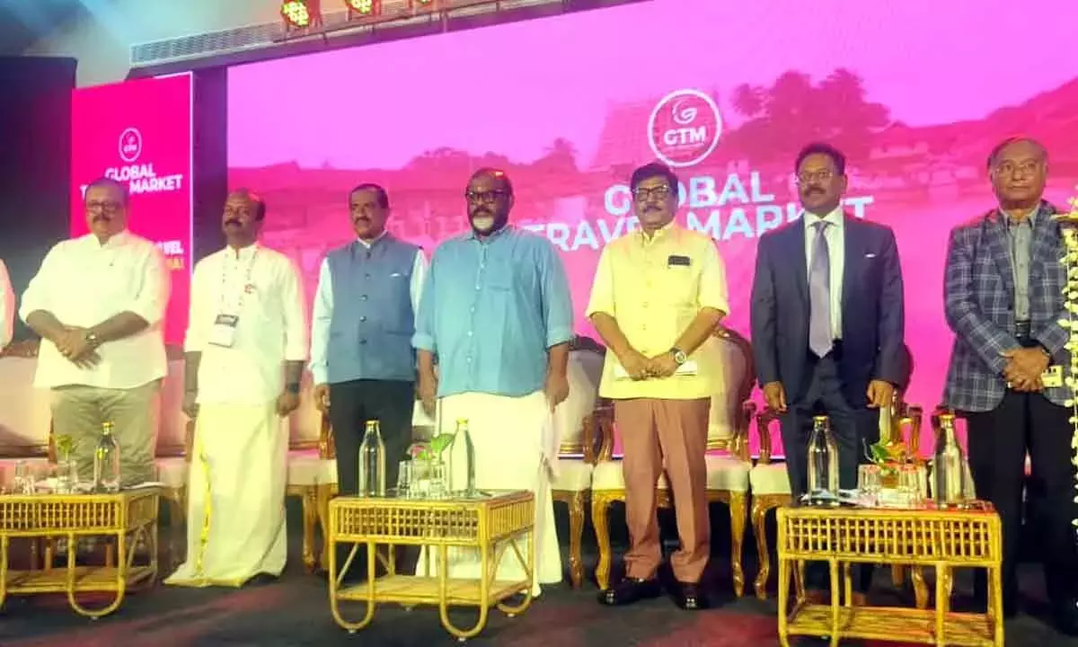 Andhra के मंत्री कंदुला दुर्गेश ने केरल में GTM 2026 में राज्य के टूरिज्म सेक्टर पर प्रकाश डाला Andhra के मंत्री कंदुला दुर्गेश ने केरल में GTM 2026 में राज्य के टूरिज्म सेक्टर पर प्रकाश डाला