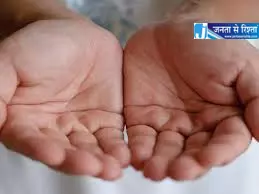 सुबह हथेलियां देखने की परंपरा सुबह हथेलियां देखने की परंपरा