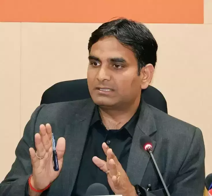 Dharamshala: नवनिर्वाचित पंचायत सदस्यों का शपथ ग्रहण एसडीएम की देखरेख में होगा Dharamshala: नवनिर्वाचित पंचायत सदस्यों का शपथ ग्रहण एसडीएम की देखरेख में होगा