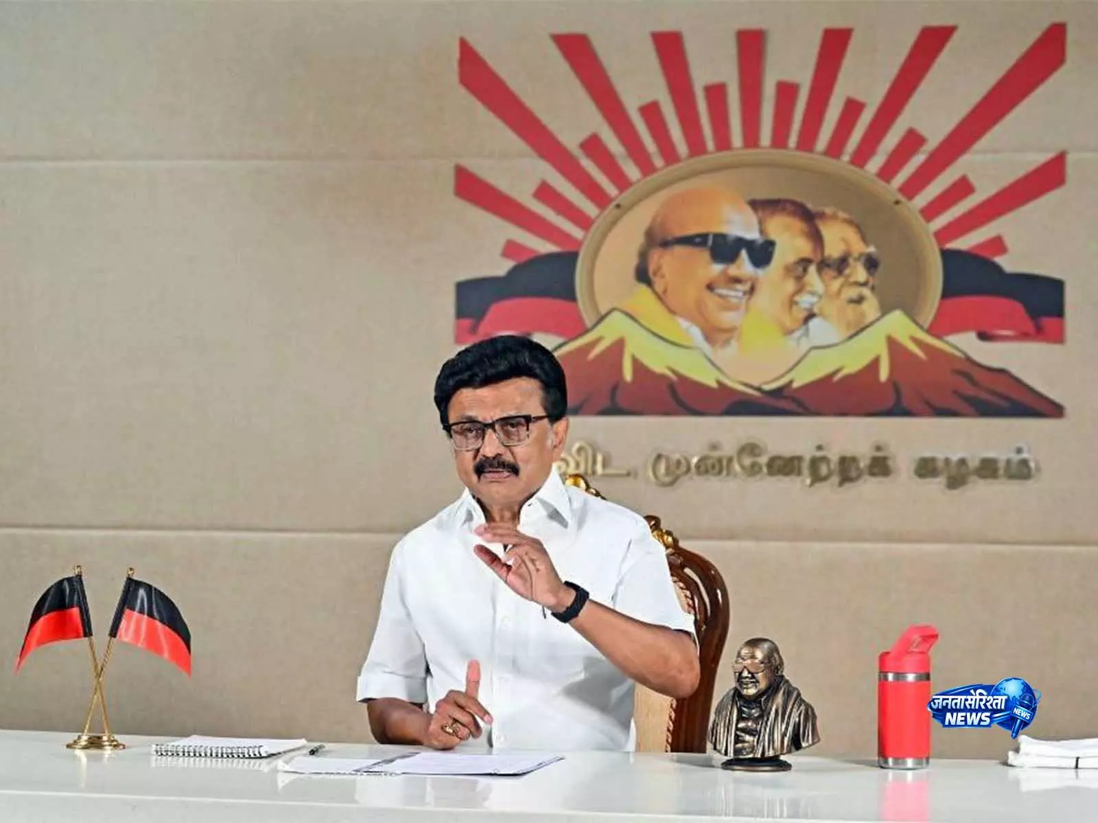 INDIA गठबंधन को झटका: DMK विपक्षी समूह की 8 जून की बैठक में शामिल नहीं होगी INDIA गठबंधन को झटका: DMK विपक्षी समूह की 8 जून की बैठक में शामिल नहीं होगी