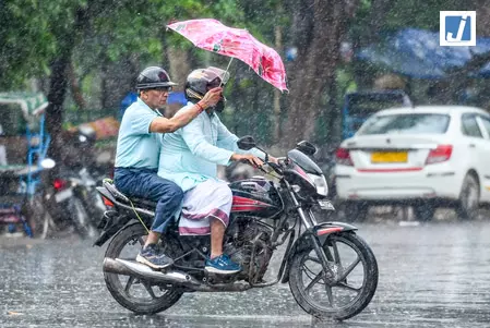 मध्य प्रदेश में अगले पांच दिनों तक आंधी-तूफान और तेज हवाओं का अलर्ट मध्य प्रदेश में अगले पांच दिनों तक आंधी-तूफान और तेज हवाओं का अलर्ट