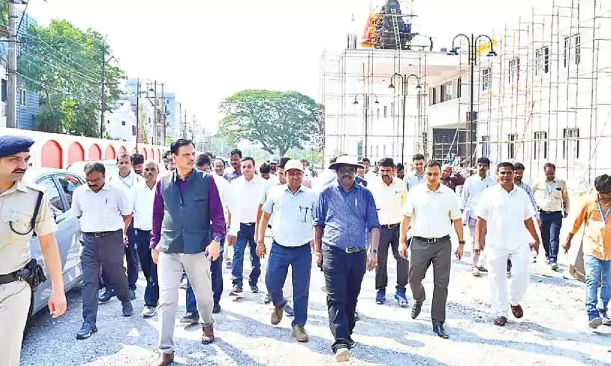 एससीआर जीएम ने विशाखा इच्छापुरम खंड का निरीक्षण किया