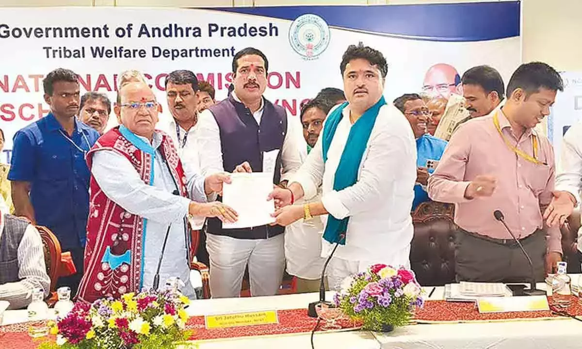 Andhra प्रदेश में जनजातीय मुद्दों के समाधान के लिए याचिका