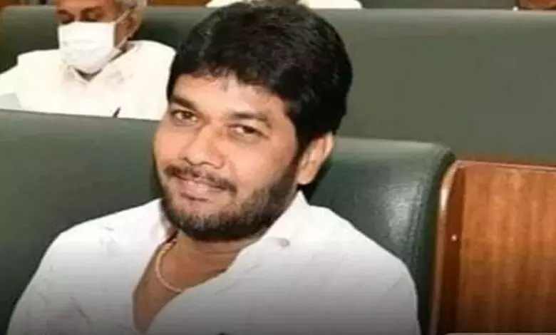 हत्या के आरोपी MLC अनंत बाबू की ज़मानत याचिका खारिज