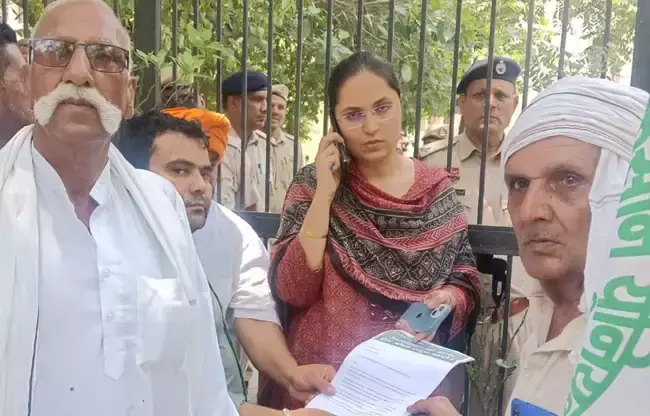 Sonipat: व्यापार समझौते के खिलाफ सोनीपत में किसानों ने जताया विरोध