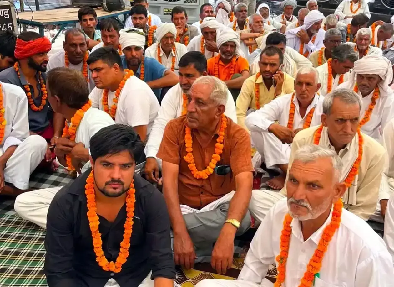 Hansi: चानौत में मूलभूत सुविधाओं को लेकर ग्रामीणों का बड़ा आंदोलन