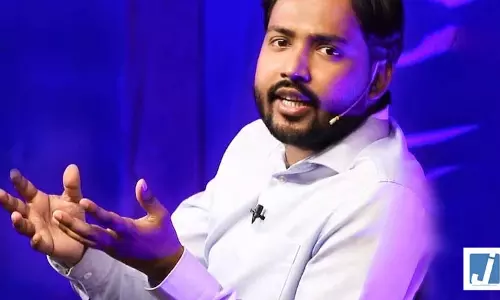 खान सर के खिलाफ FIR दर्ज, फैजल खान पर लटक रही गिरफ्तारी की तलवार