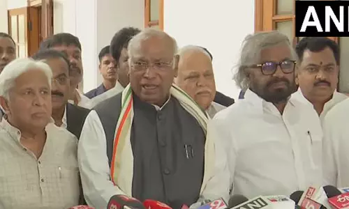 Mallikarjun खड़गे ने कर्नाटक राज्यसभा चुनाव के लिए नामांकन दाखिल किया