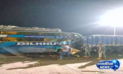 Odisha में सड़क दुर्घटनाओं की दो बड़ी घटनाओं में एक व्यक्ति की मौत और 20 लोग घायल