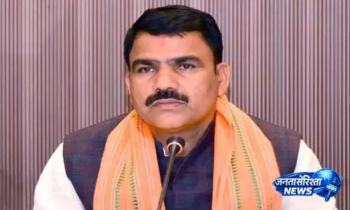 गर्मी की लहर के चलते स्कूलों की समर वेकेशन बढ़ने की संभावना