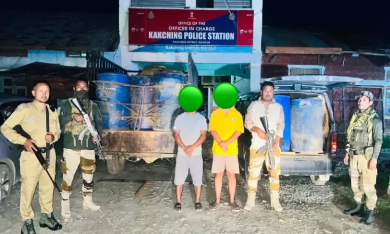 Manipur: पुलिस ने म्यांमार जा रहे पेट्रोल के शिपमेंट को रोका, दो लोग गिरफ्तार