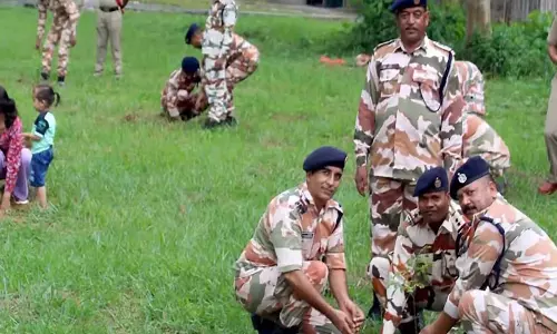 MHA ने देशभर में 5 लाख से ज़्यादा पौधे लगाए; 2026 तक वृक्षारोपण अभियान के तहत 7 करोड़ पेड़ लगाने का लक्ष्य रखा