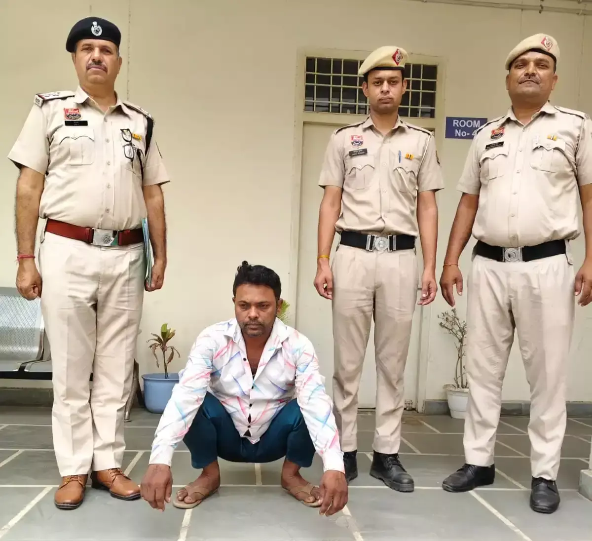 Gurugram: पत्नी की हत्या के आरोपी पति को पुलिस ने किया गिरफ्तार