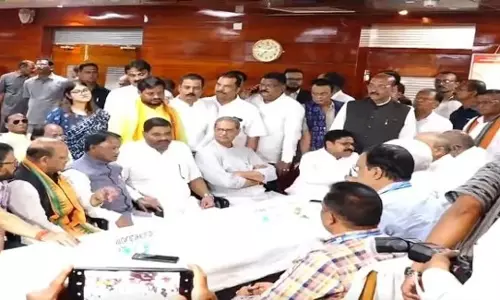 ओडिशा राज्यसभा उपचुनाव: BJP उम्मीदवार देबाशीष सामंतराय ने नॉमिनेशन फाइल किया