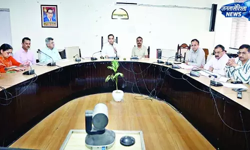 बचत भवन में छिड़ी पोषण क्रांति की बात