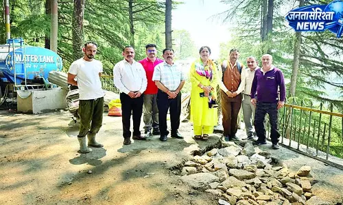 पतरैनी चक्र सडक़ बहाल, लोगों को मिली राहत