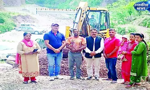 बीडीसी सीता राम ठाकुर ने शुरू करवाया विकास कार्य
