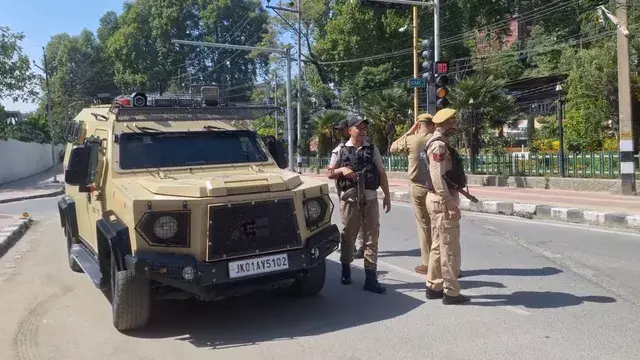 Srinagar: जम्मू-कश्मीर में सुरक्षा होगी और मजबूत, एसएसबी ने बढ़ाया नया बेड़ा
