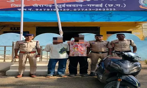 छुईखदान में गांजा बिक्री करने वाले दो आरोपी गिरफ्तार, नाबालिग भी शामिल