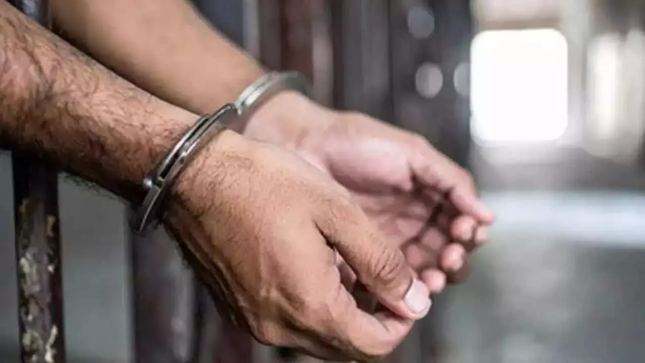 Telangana: अंतरराज्यीय चोर गिरफ्तार