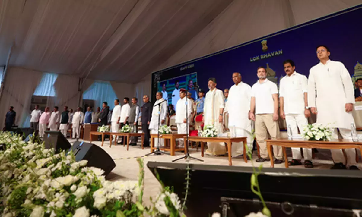 Karnataka कैबिनेट में उथल-पुथल के बाद BJP ने कहा, समय से पहले चुनाव की ओर बढ़ रहे हैं